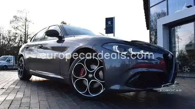 Alfa Romeo Giulia