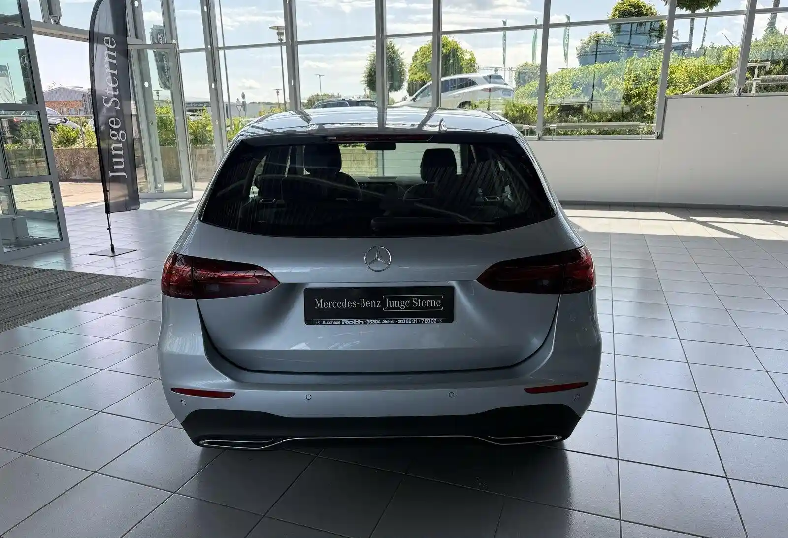 Mercedes-Benz B 200