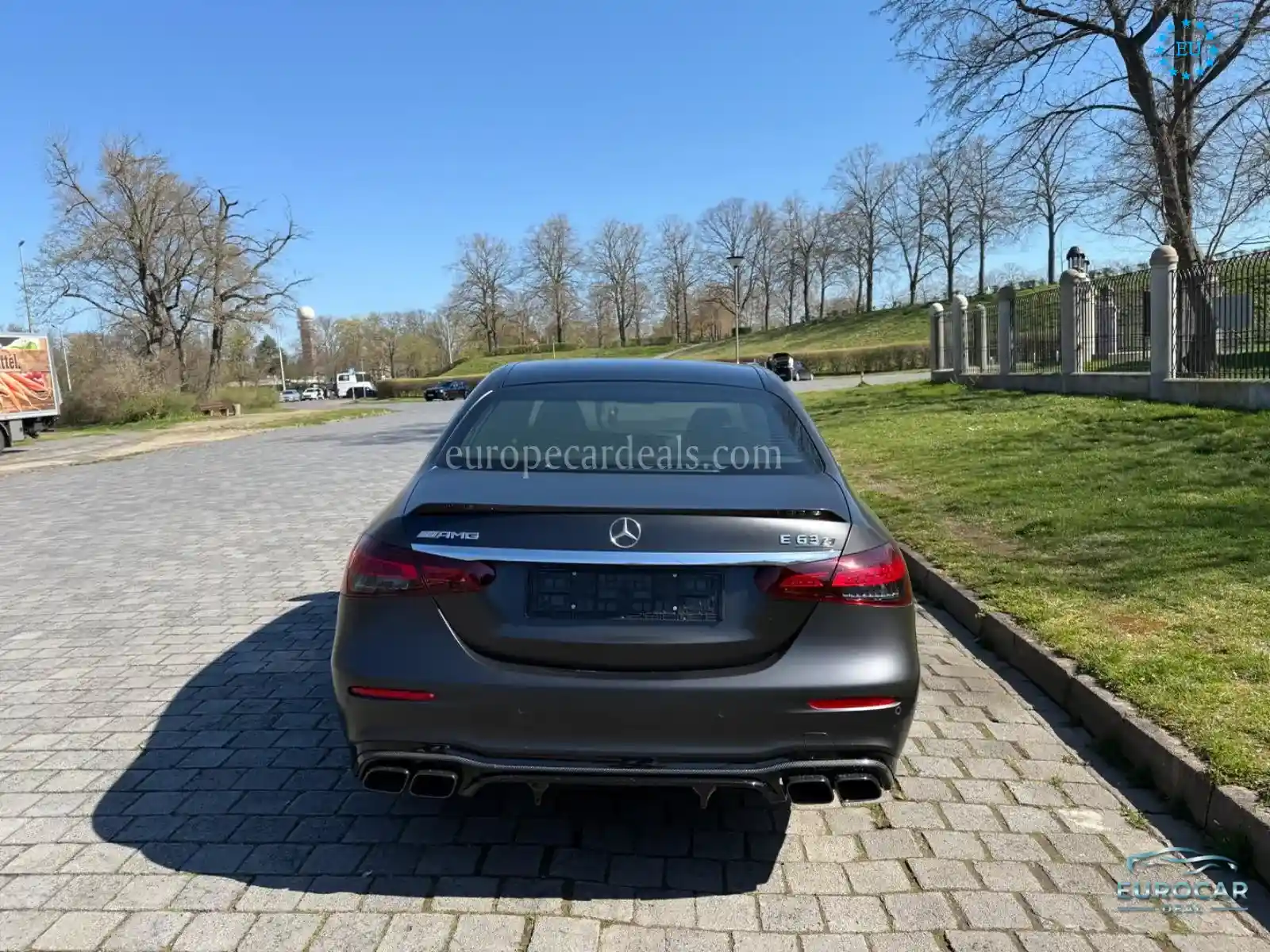 Mercedes-Benz E 63 AMG