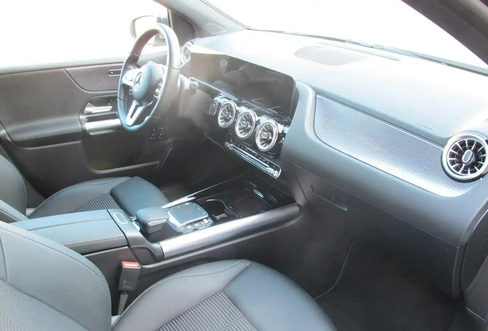 Mercedes-Benz B 250