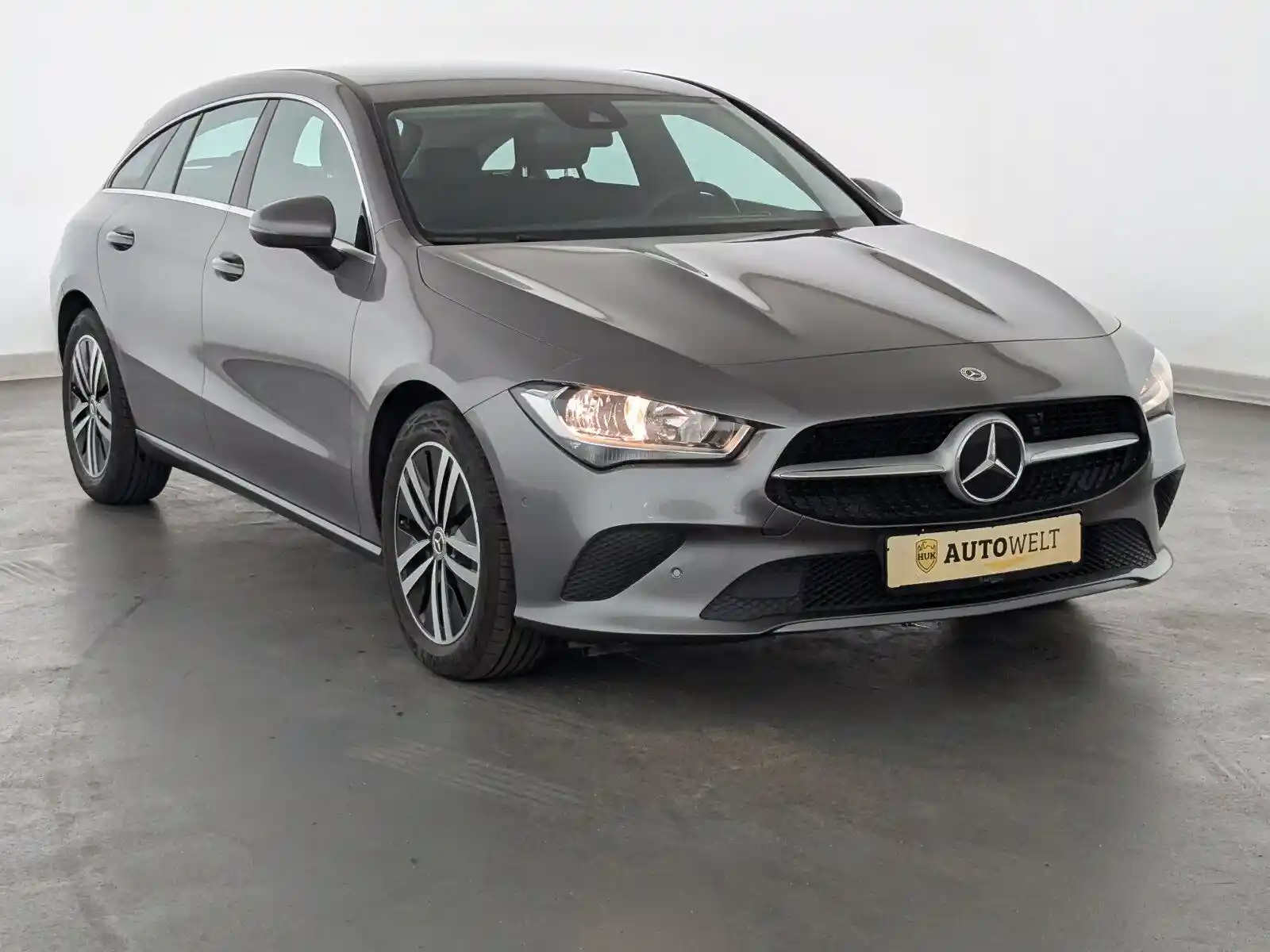 Mercedes-Benz CLA 220 Shooting Brake