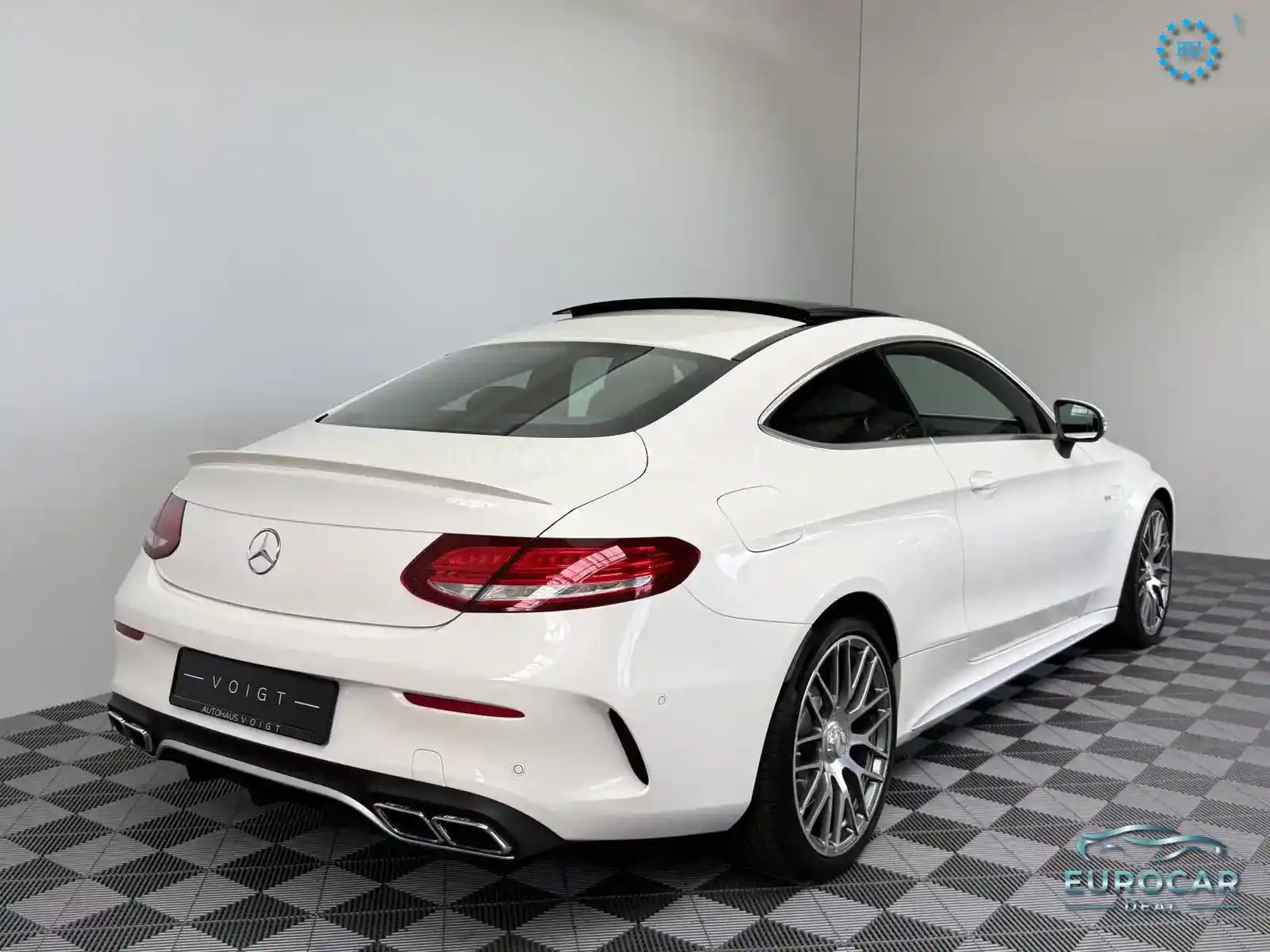 Mercedes-Benz C 63 AMG