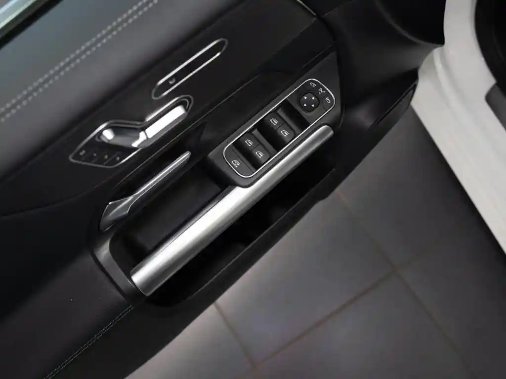 Mercedes-Benz B 250