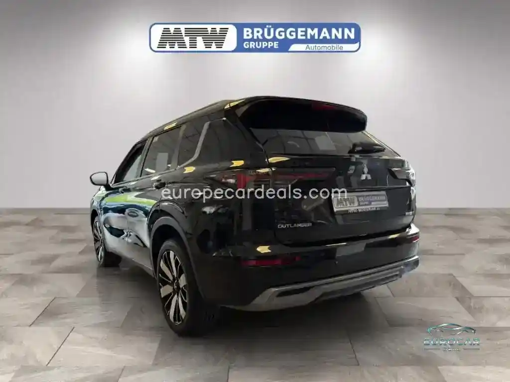 Mitsubishi Plug-in Hybrid Outlander