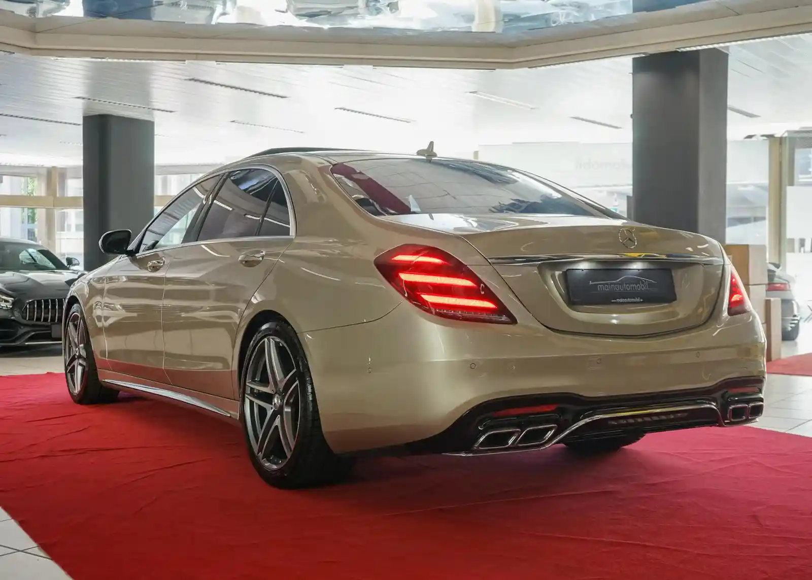 Mercedes-Benz S 63 AMG