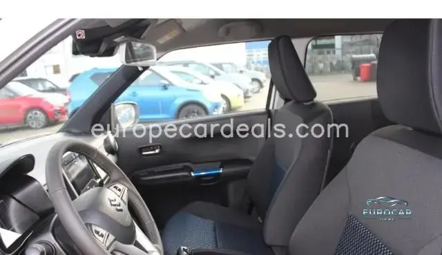 Suzuki Ignis