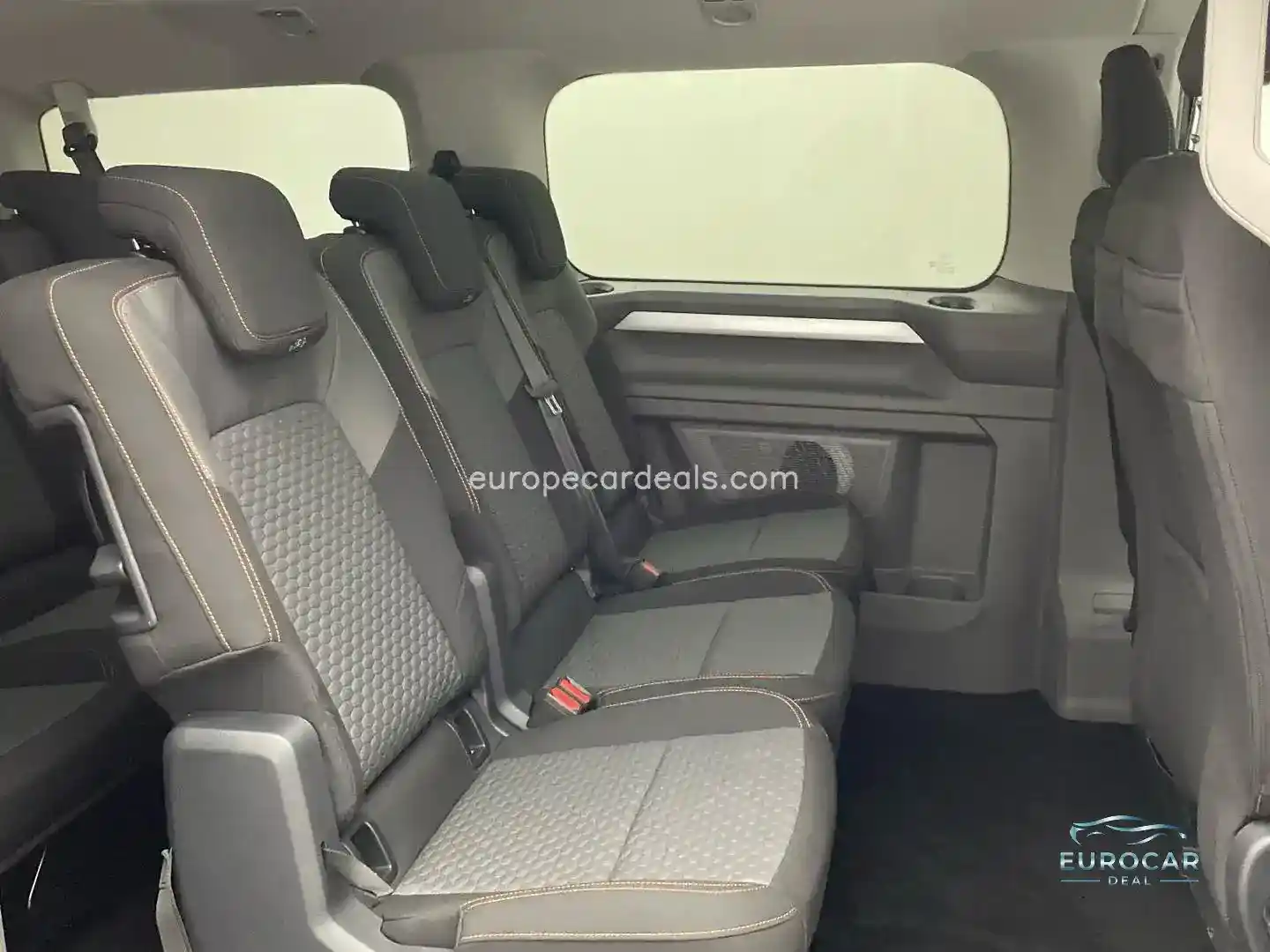 Volkswagen T7 Caravelle