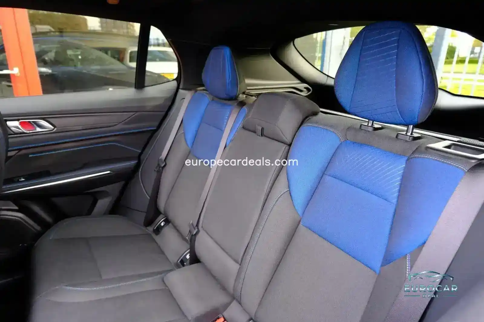Lynk&Co 01
