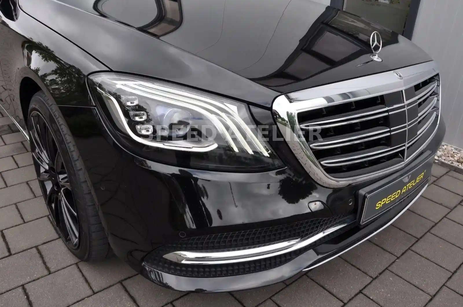 Mercedes-Benz S 400