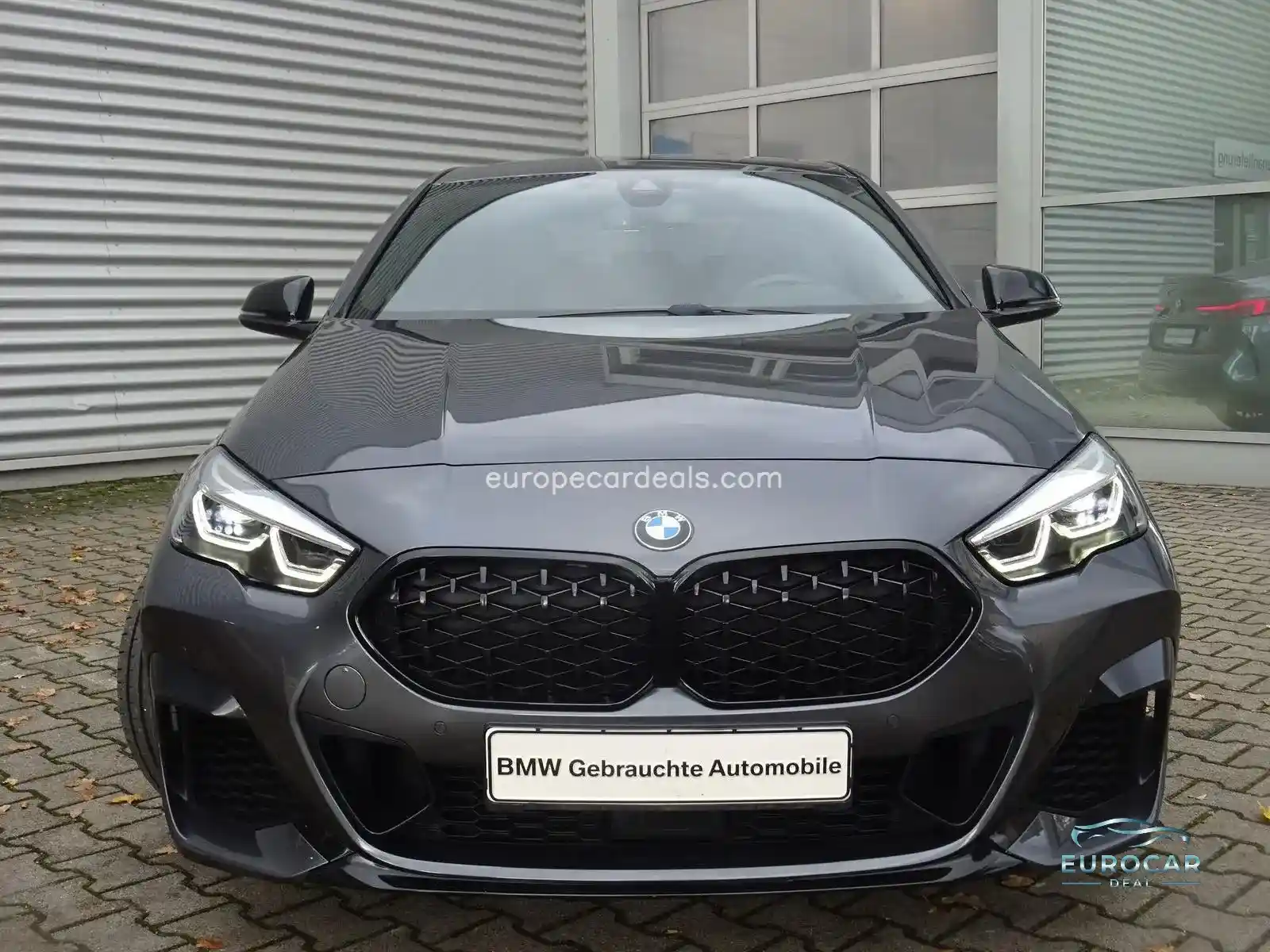 BMW M235
