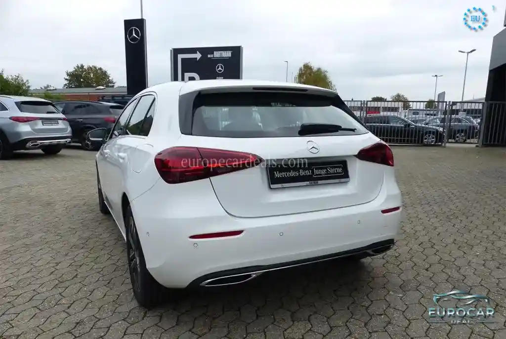 Mercedes-Benz A 180