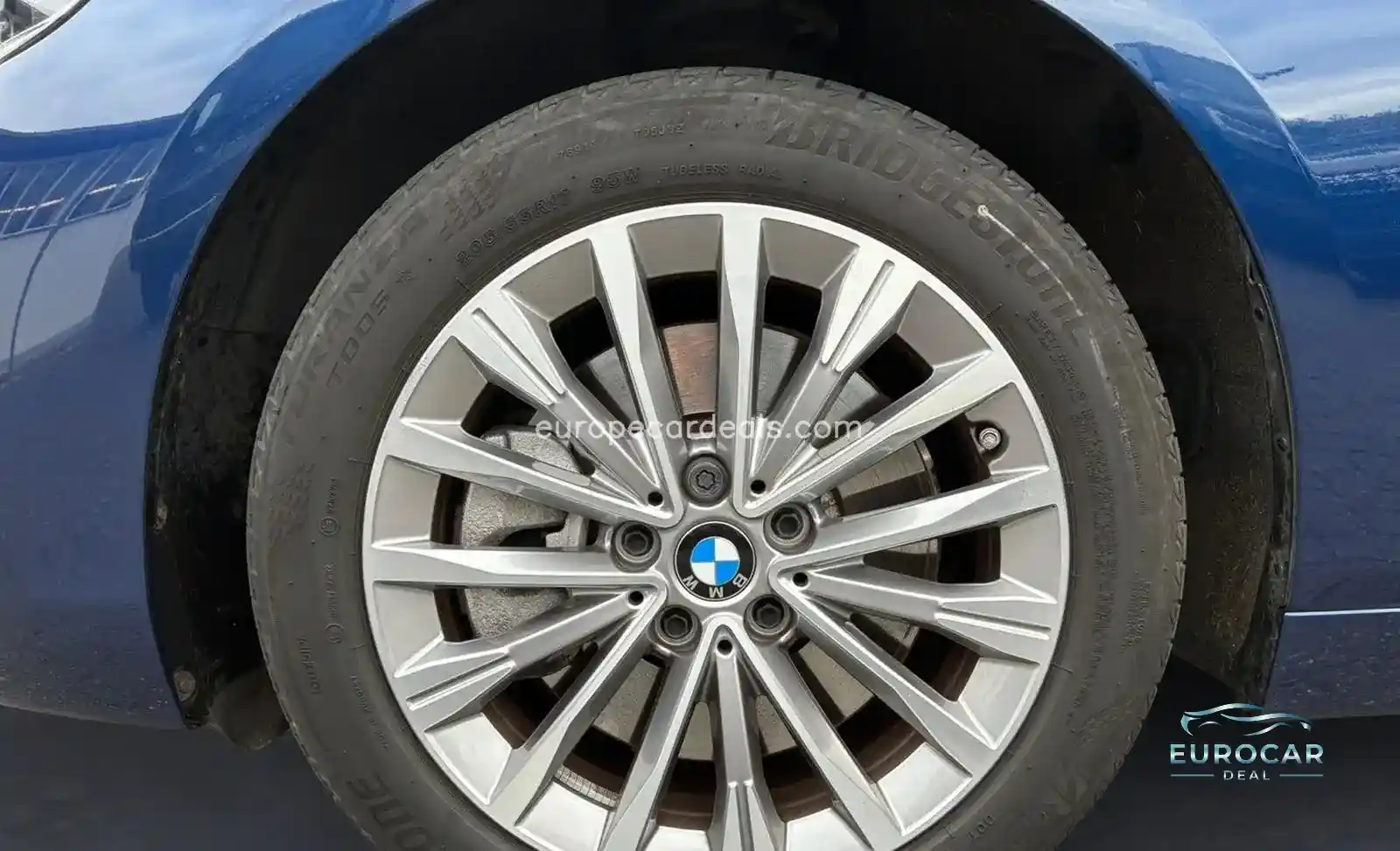 BMW 225