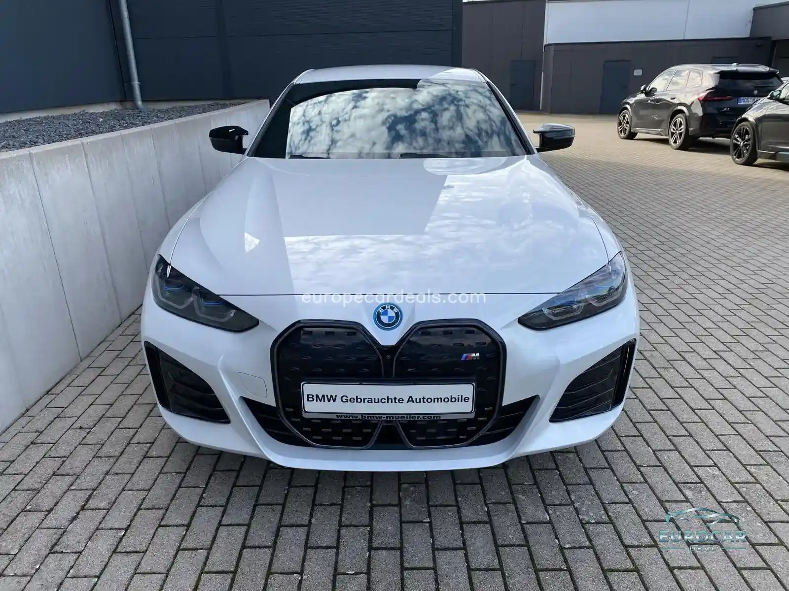BMW i4