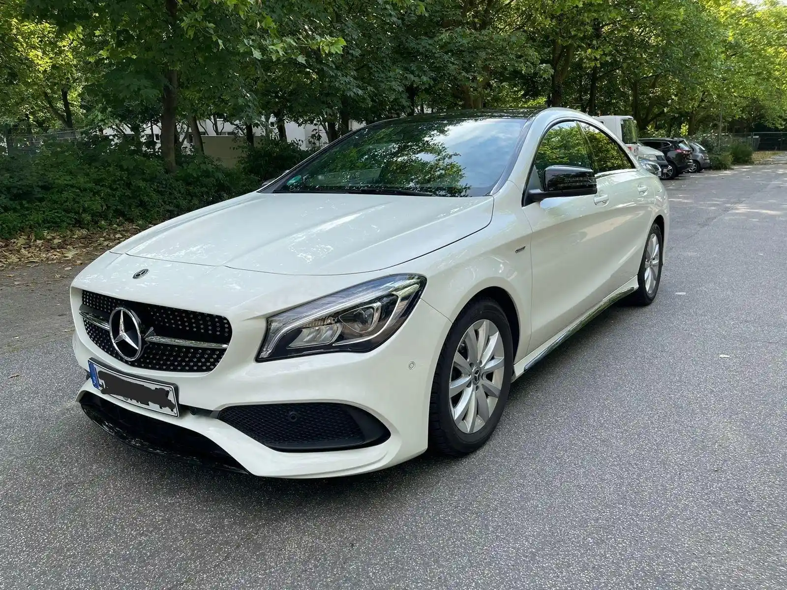 Mercedes-Benz CLA 200