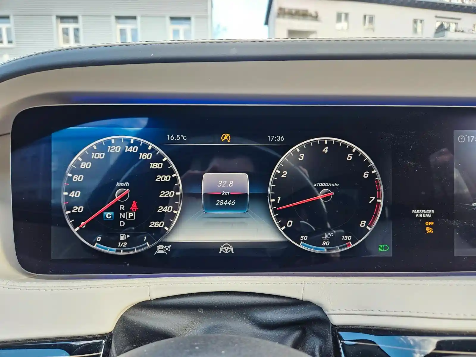 Mercedes-Benz S 560