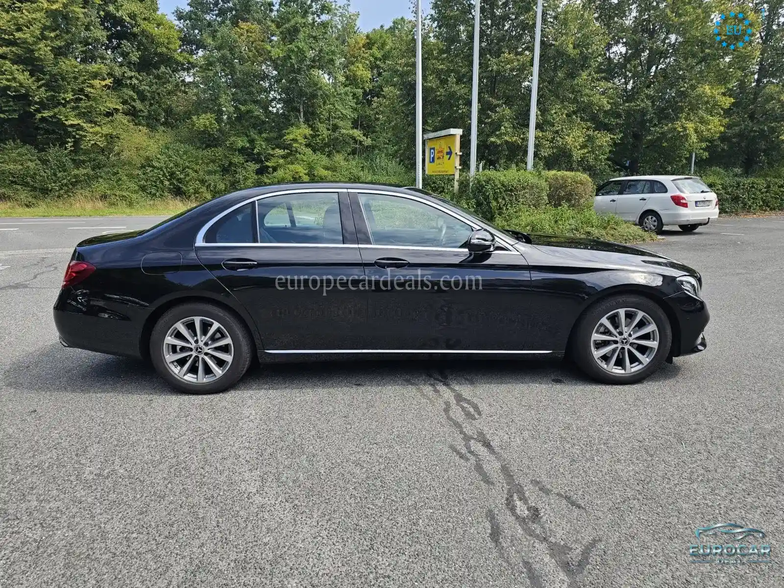 Mercedes-Benz E 200