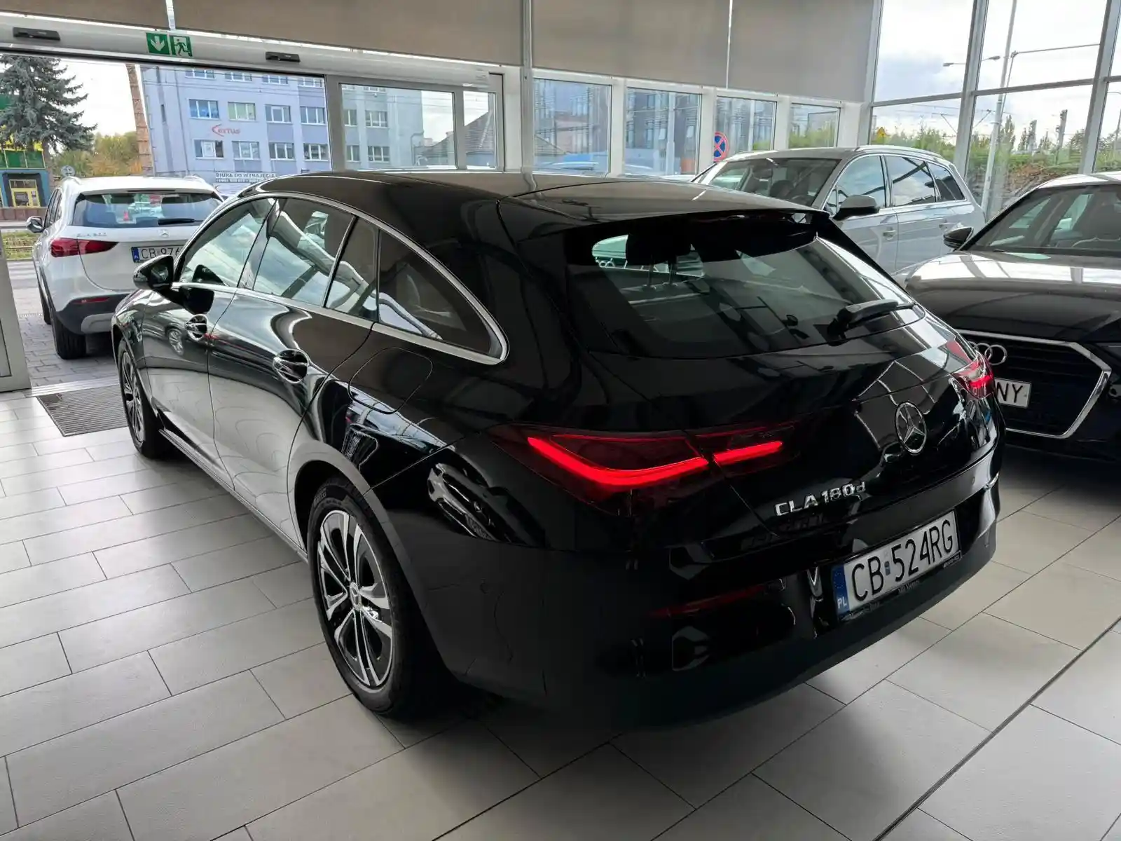 Mercedes-Benz CLA 180
