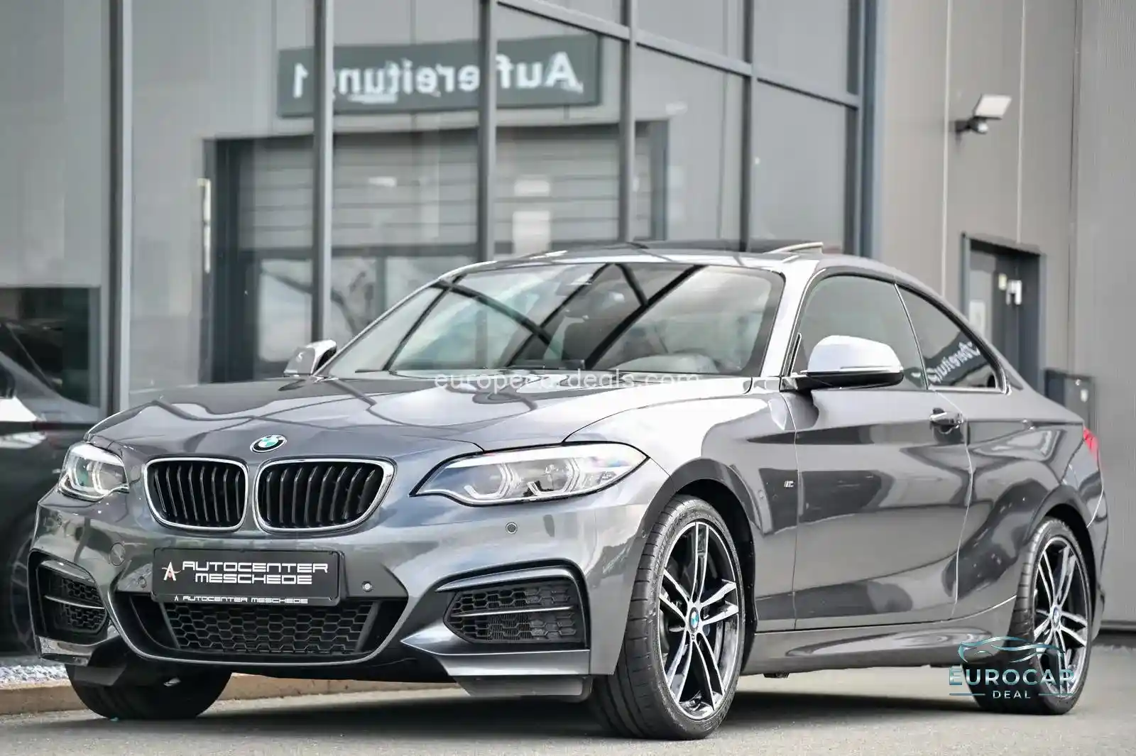 BMW M240i