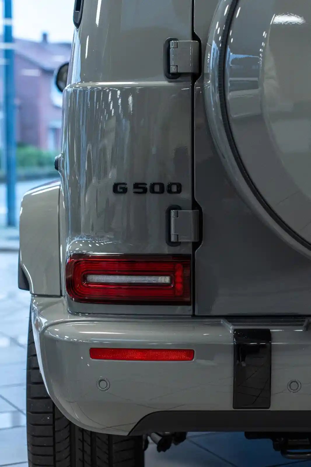 Mercedes-Benz G 500