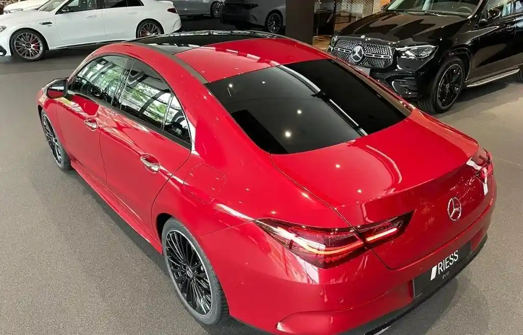 Mercedes-Benz CLA 220