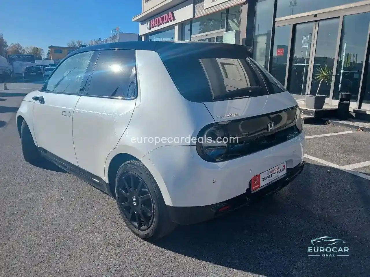 Honda e