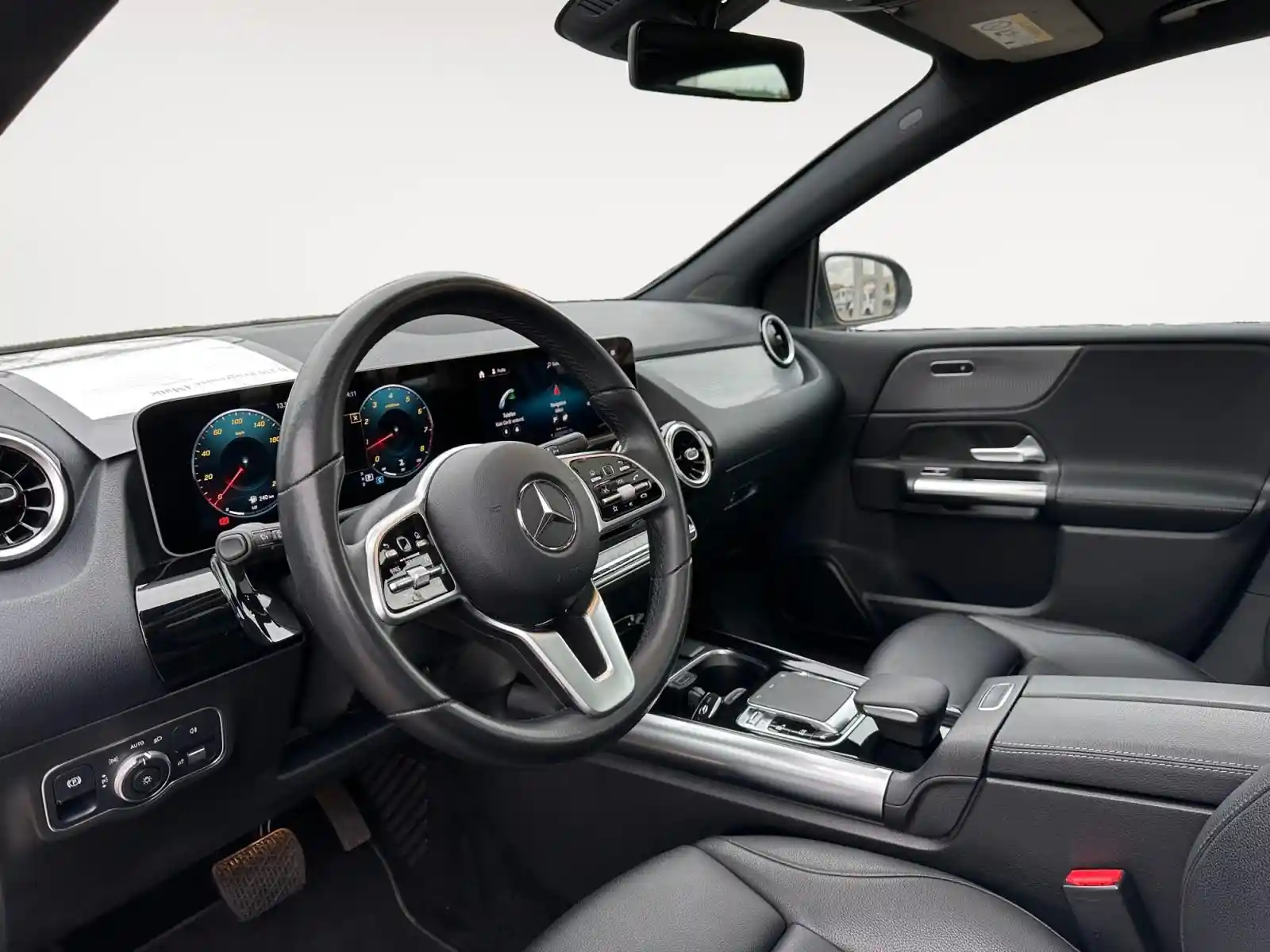 Mercedes-Benz B 220