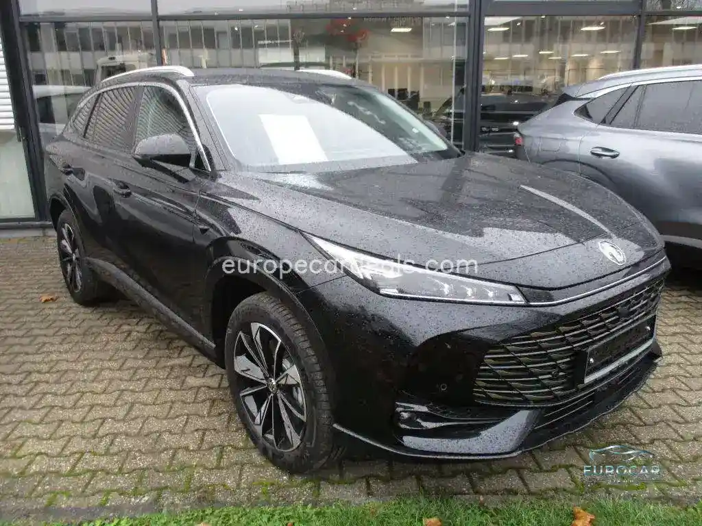 MG HS