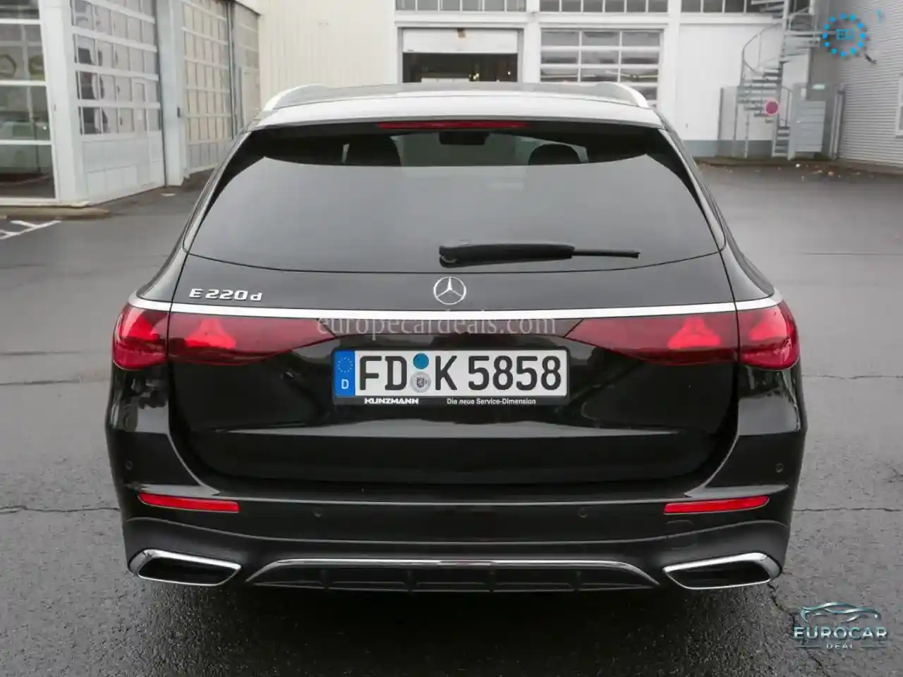 Mercedes-Benz E 220