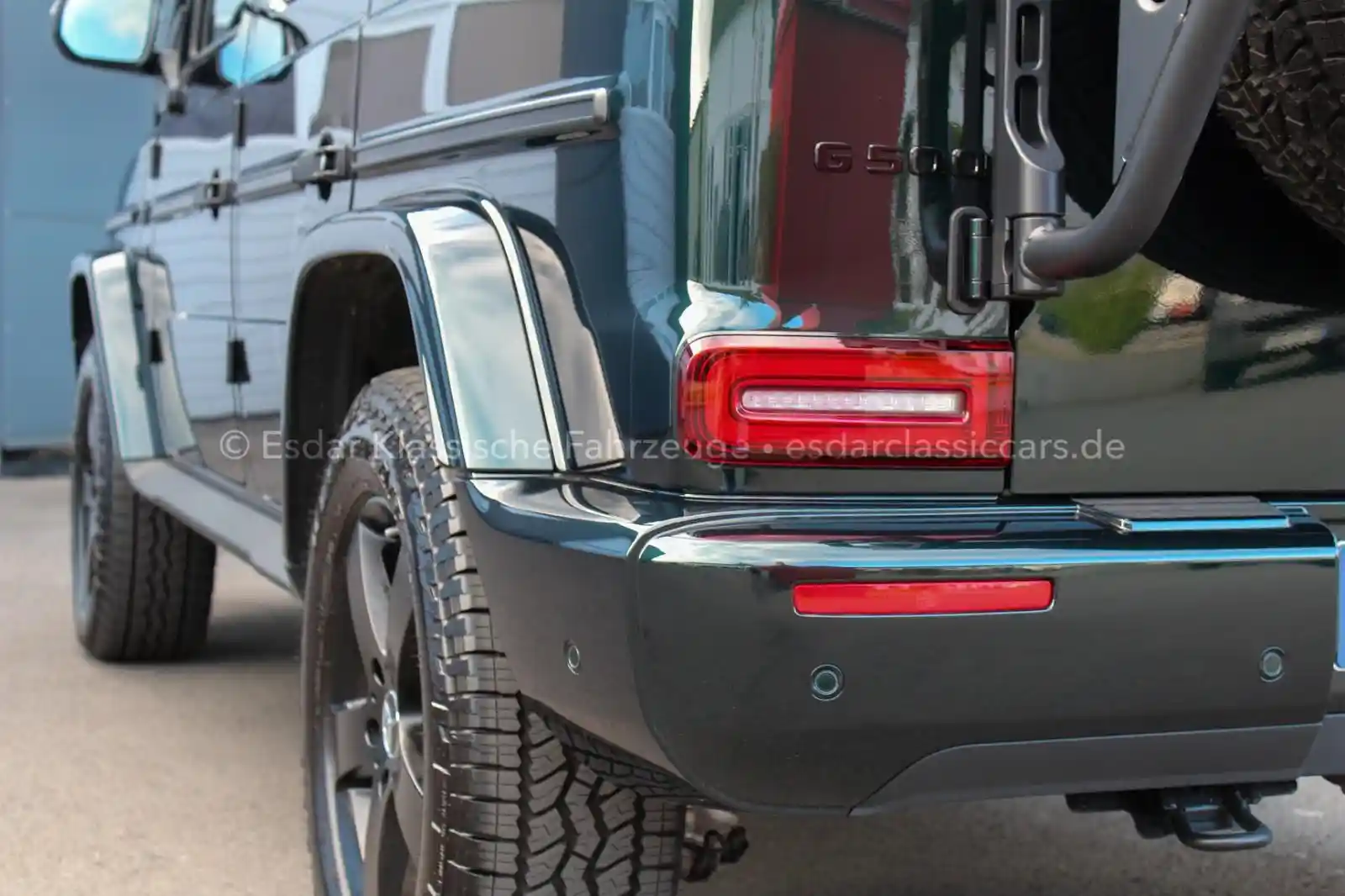 Mercedes-Benz G 500