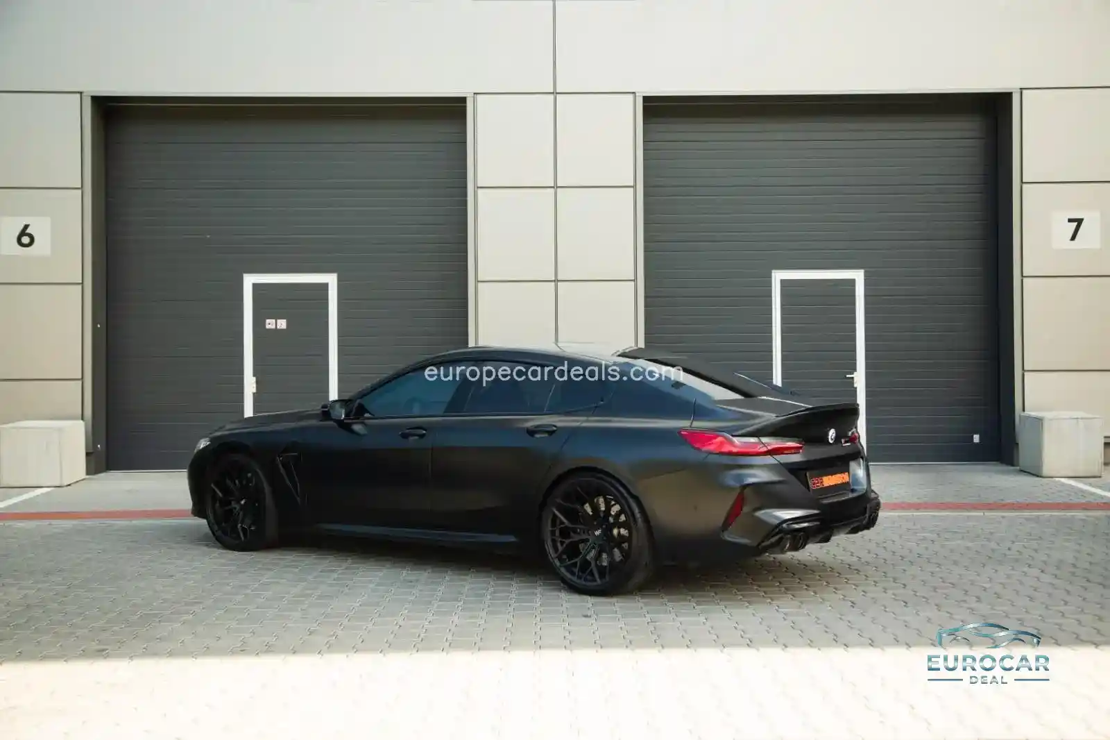 BMW M8