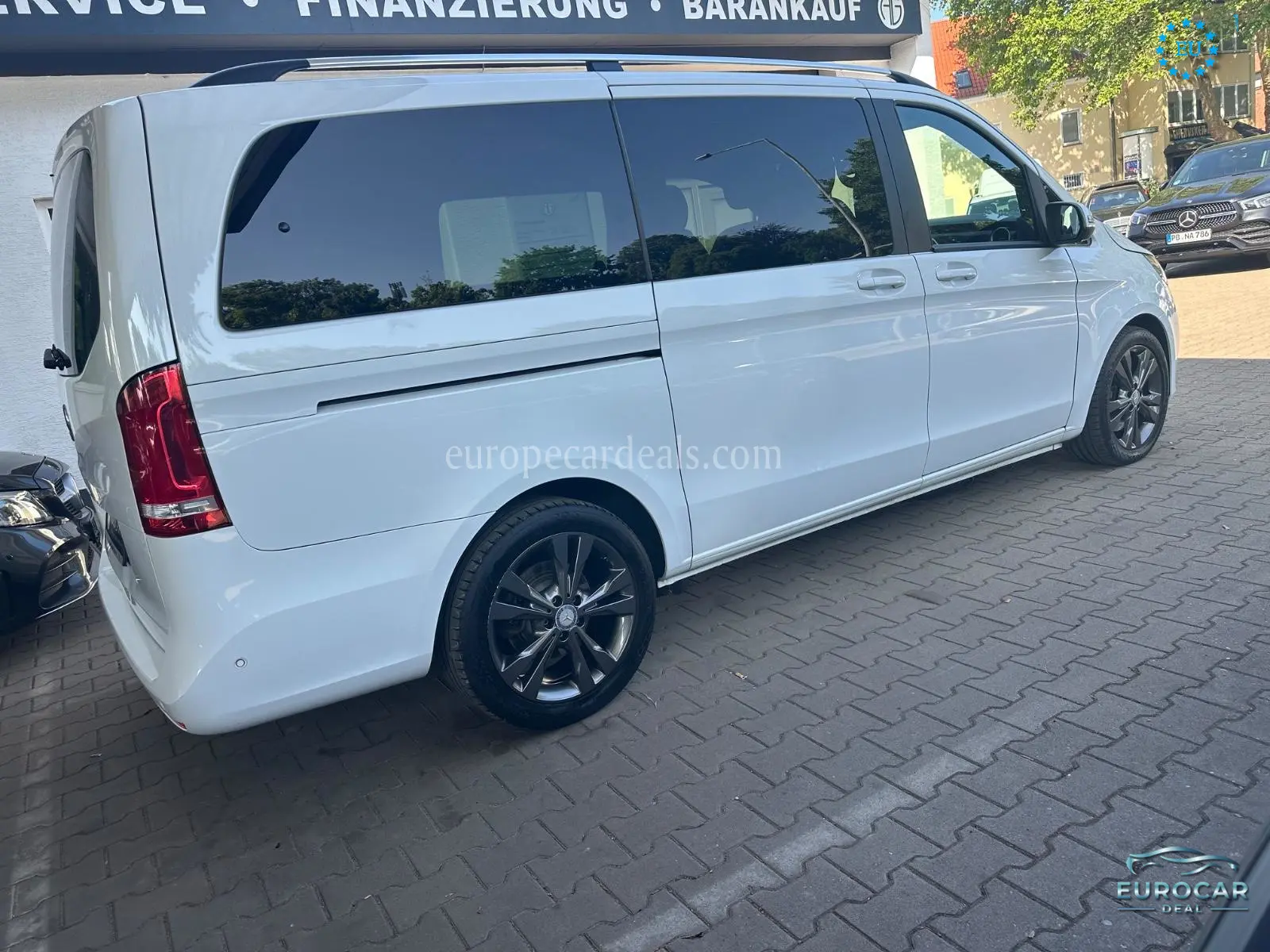 Mercedes-Benz V 250