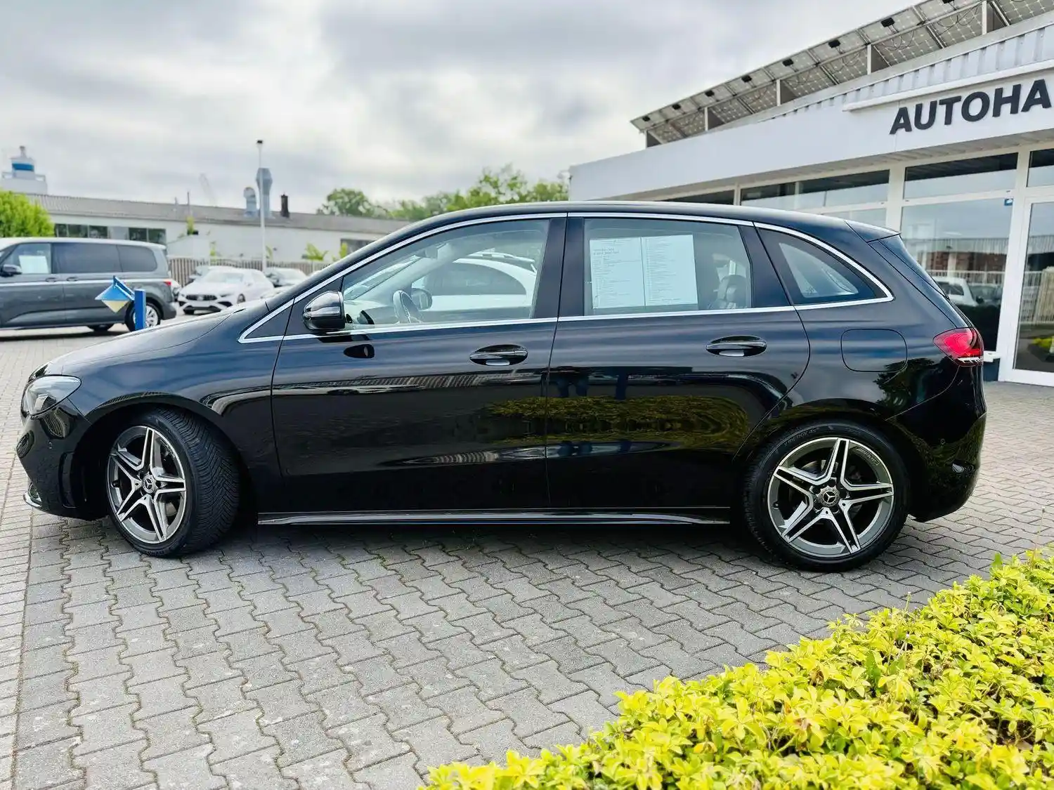 Mercedes-Benz B 200