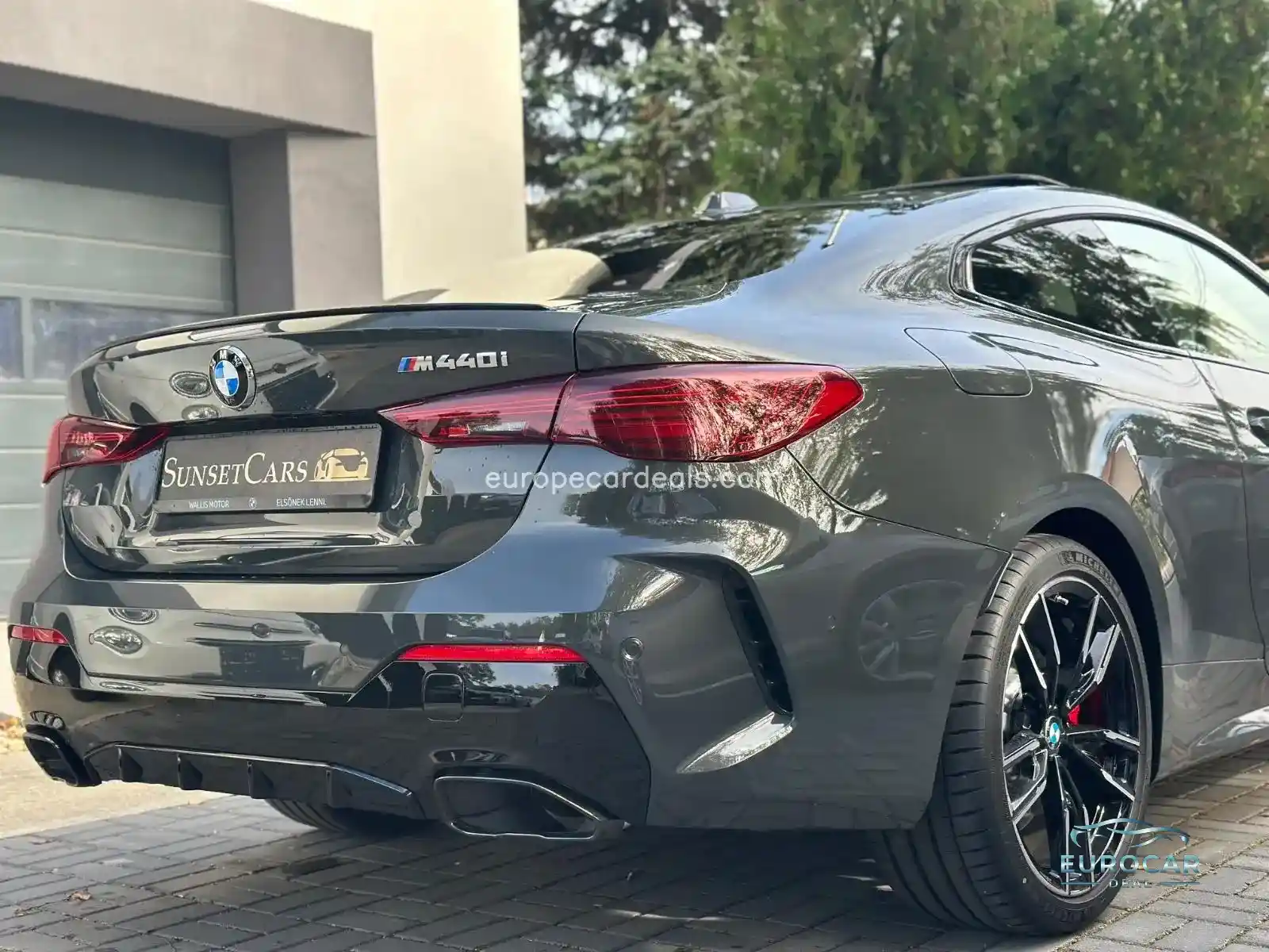 BMW M440