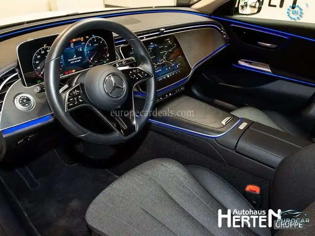 Mercedes-Benz E 220