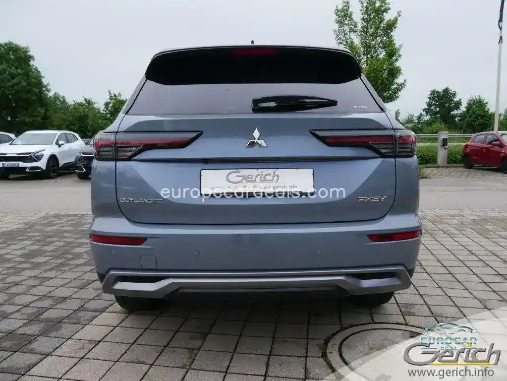 Mitsubishi Plug-in Hybrid Outlander