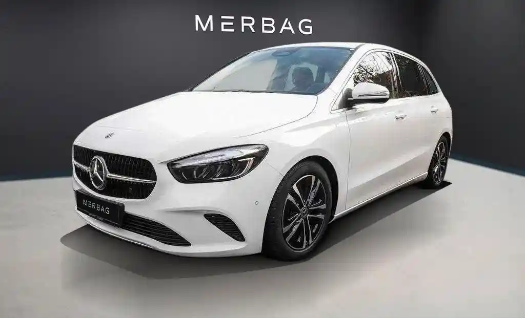 Mercedes-Benz B 180