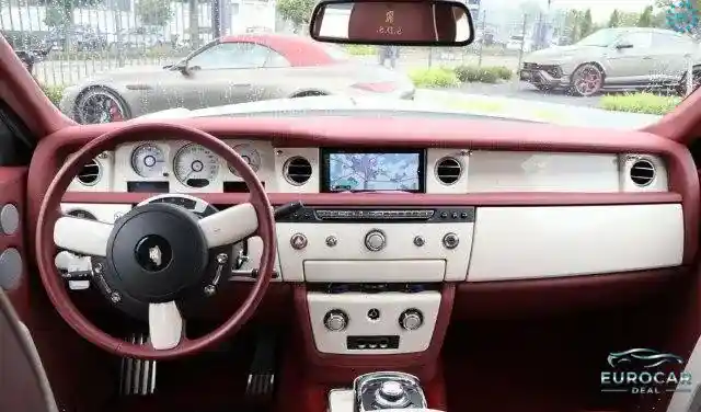 Rolls-Royce Phantom