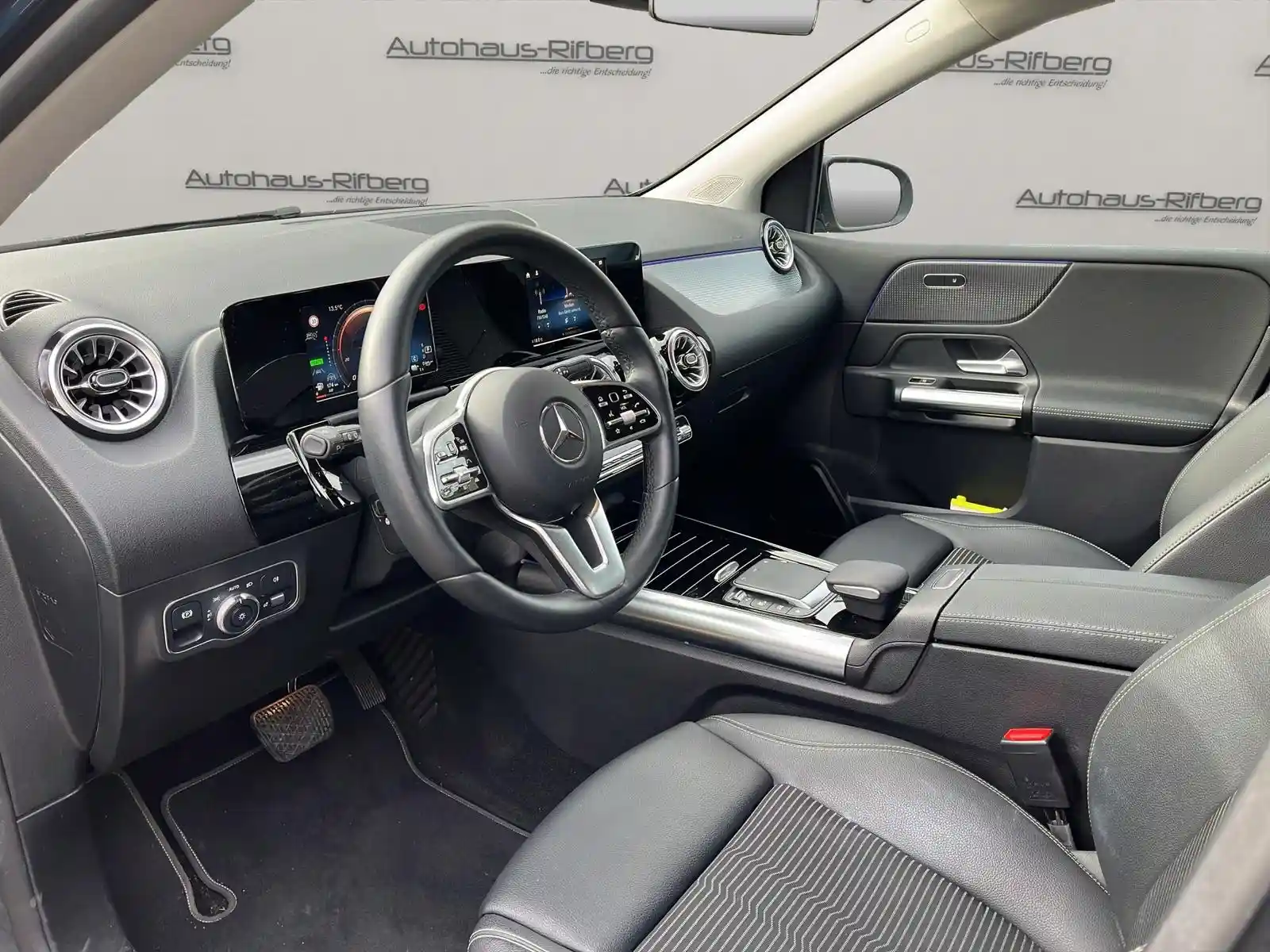 Mercedes-Benz B 250