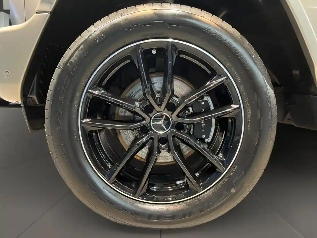 Mercedes-Benz G 450