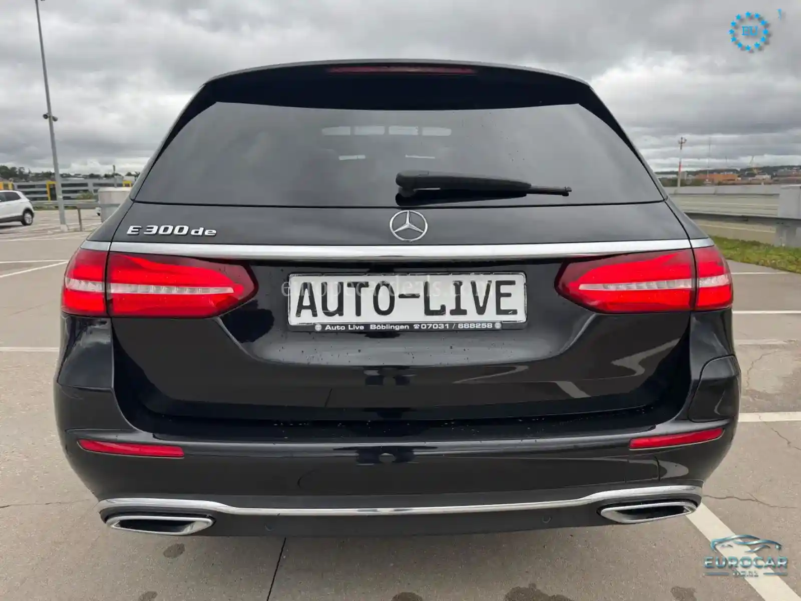 Mercedes-Benz E 300
