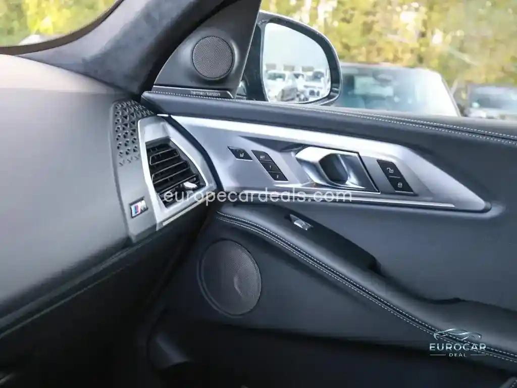 BMW XM