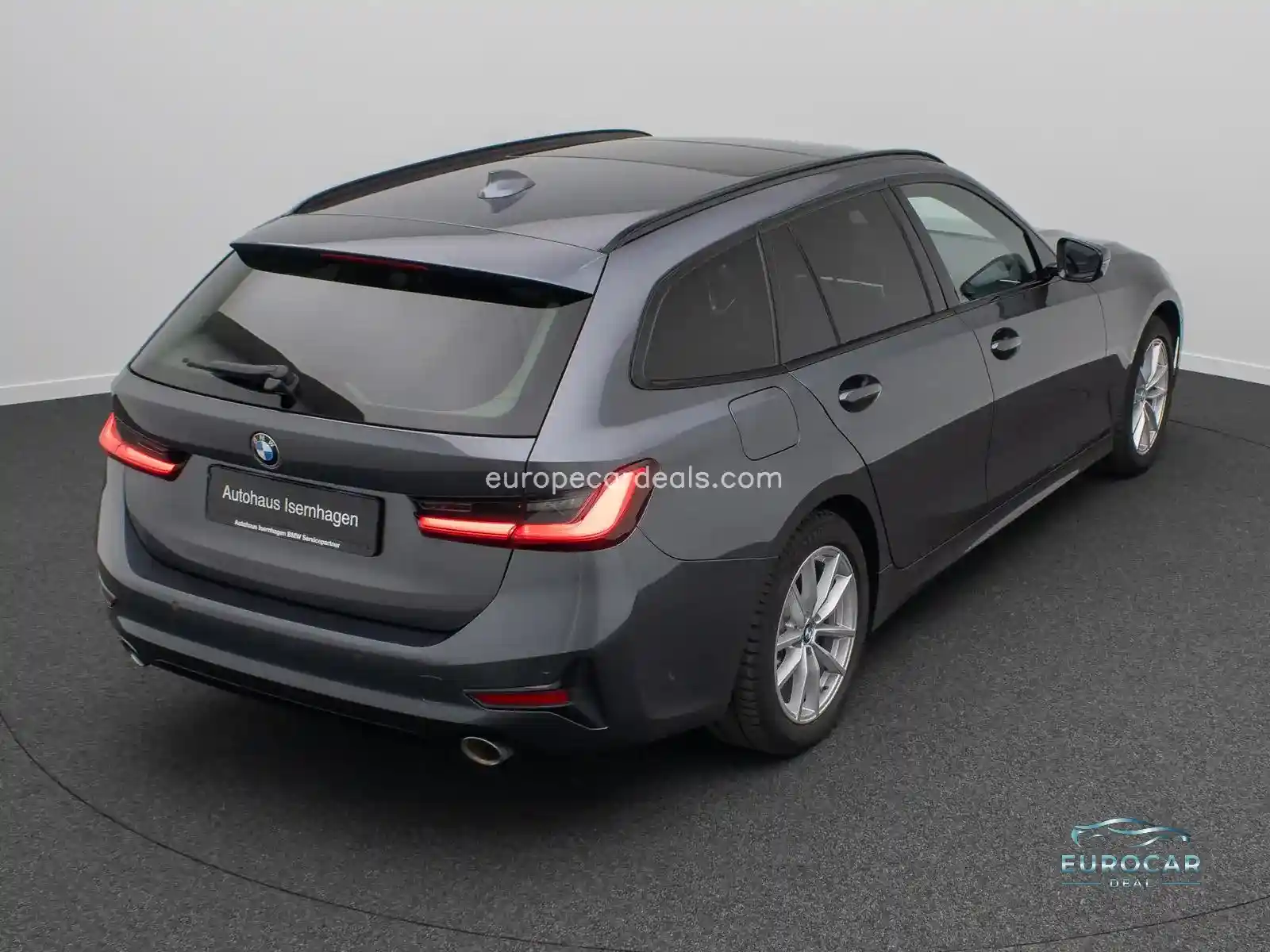 BMW 330