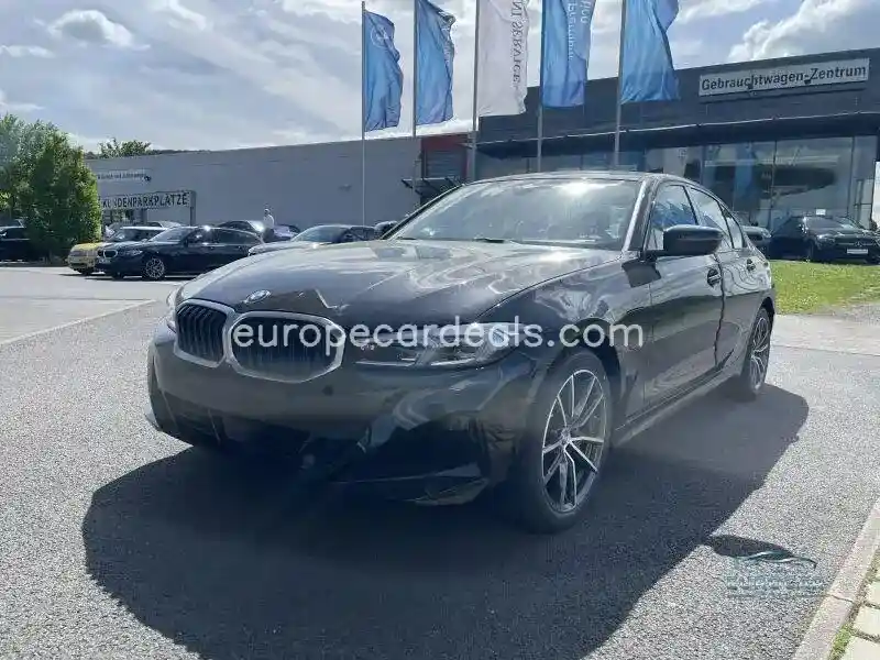 BMW 330