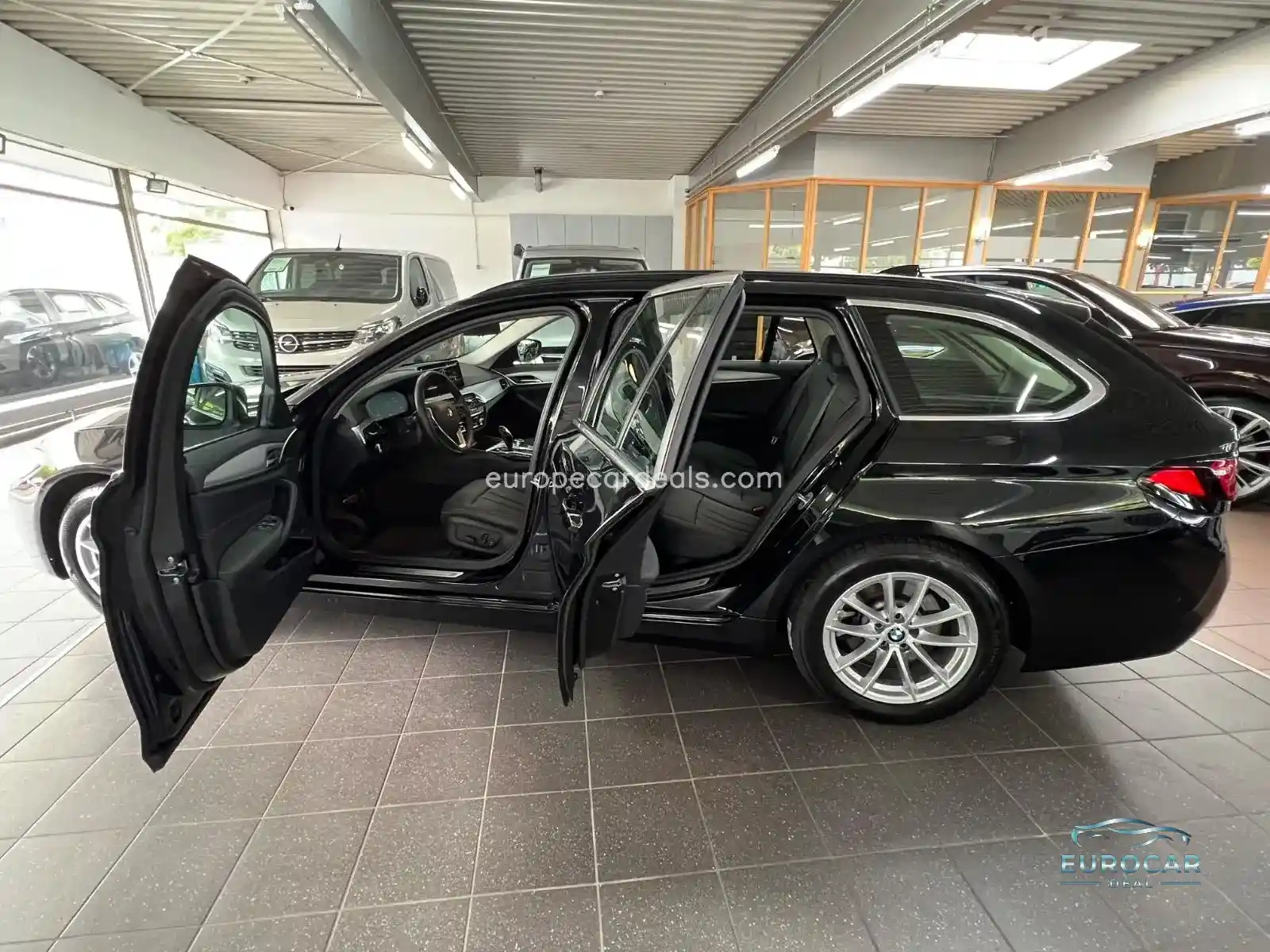BMW 520