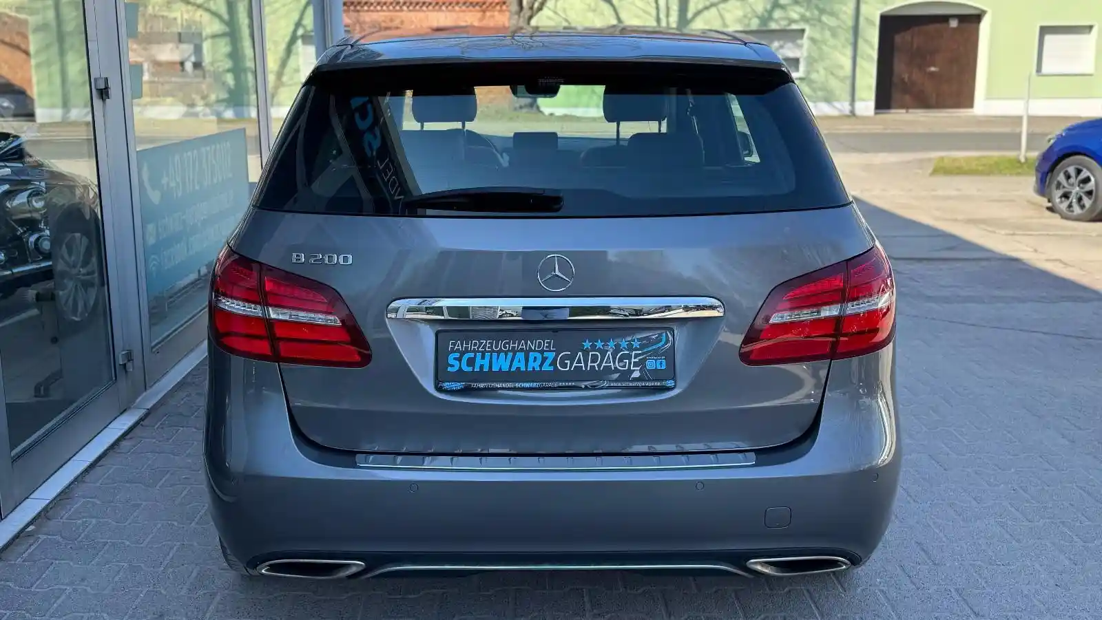 Mercedes-Benz B 200
