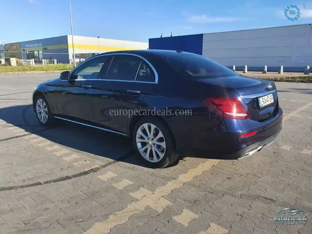 Mercedes-Benz E 300