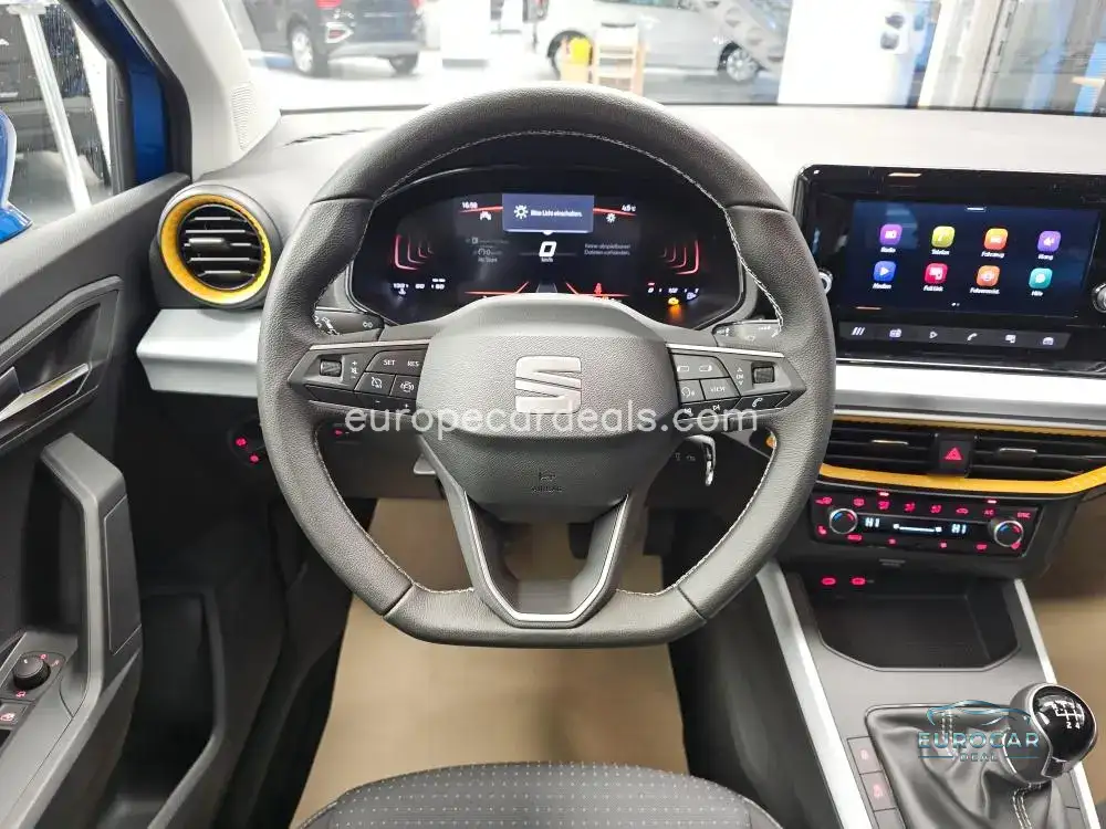 Seat Arona