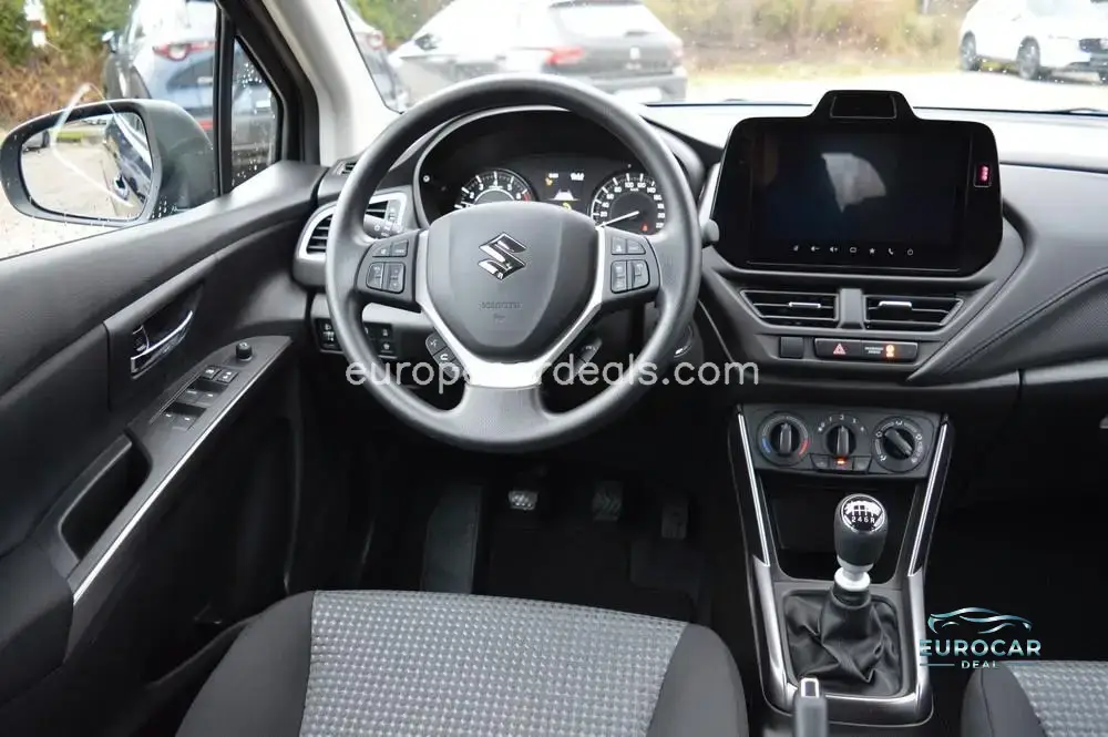 Suzuki (SX4) S-Cross