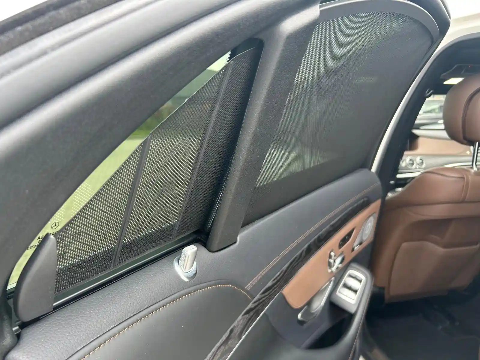 Mercedes-Benz S 560