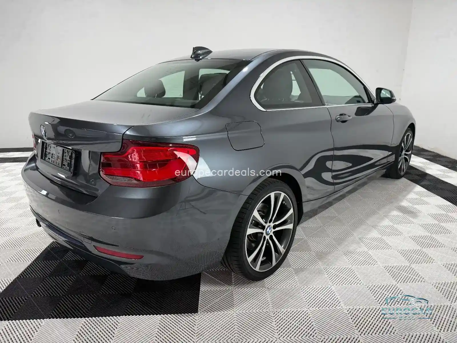 BMW 220